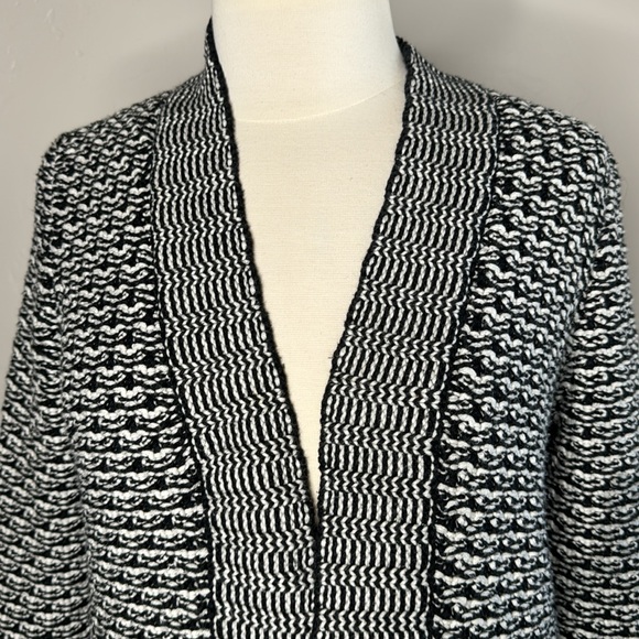 Talbots Chunky Knit Cardigan Open front Size Medium - Picture 3 of 9